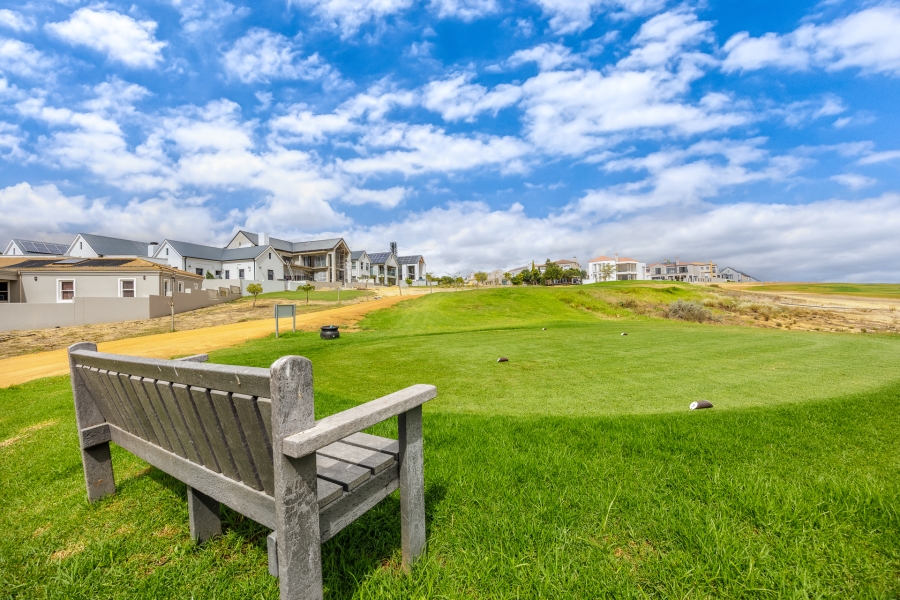 5 Bedroom Property for Sale in Mount Royal Golf Estate Western Cape